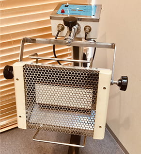 遠赤外線療法　サンビーマー